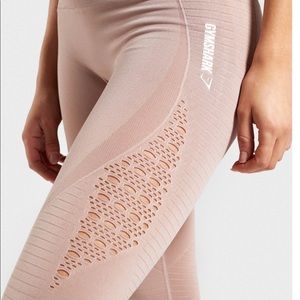 NWOT Gymshark Energy Seamless Legging (taupe)